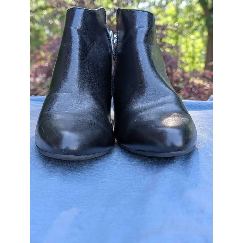 Adrienne Vittadini Meriel Black Wedge Ankle Boots Womens 7.5M Side Zip